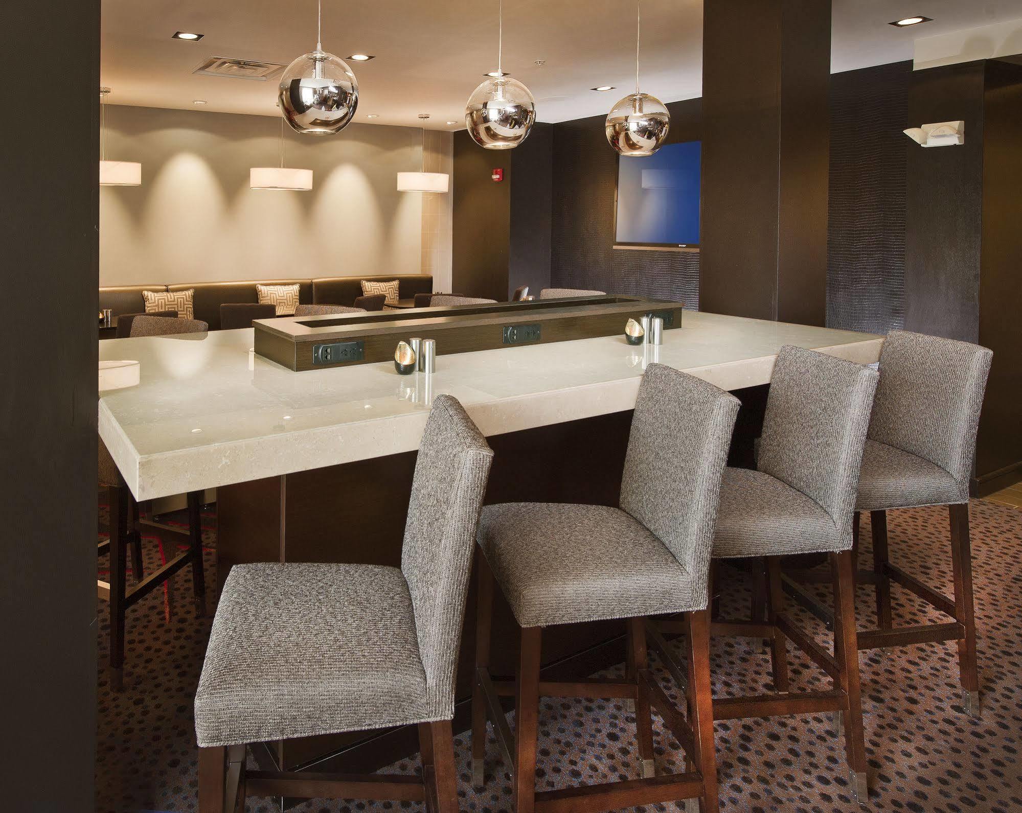 Courtyard By Marriott Dulles Town Center Sterling Exterior foto